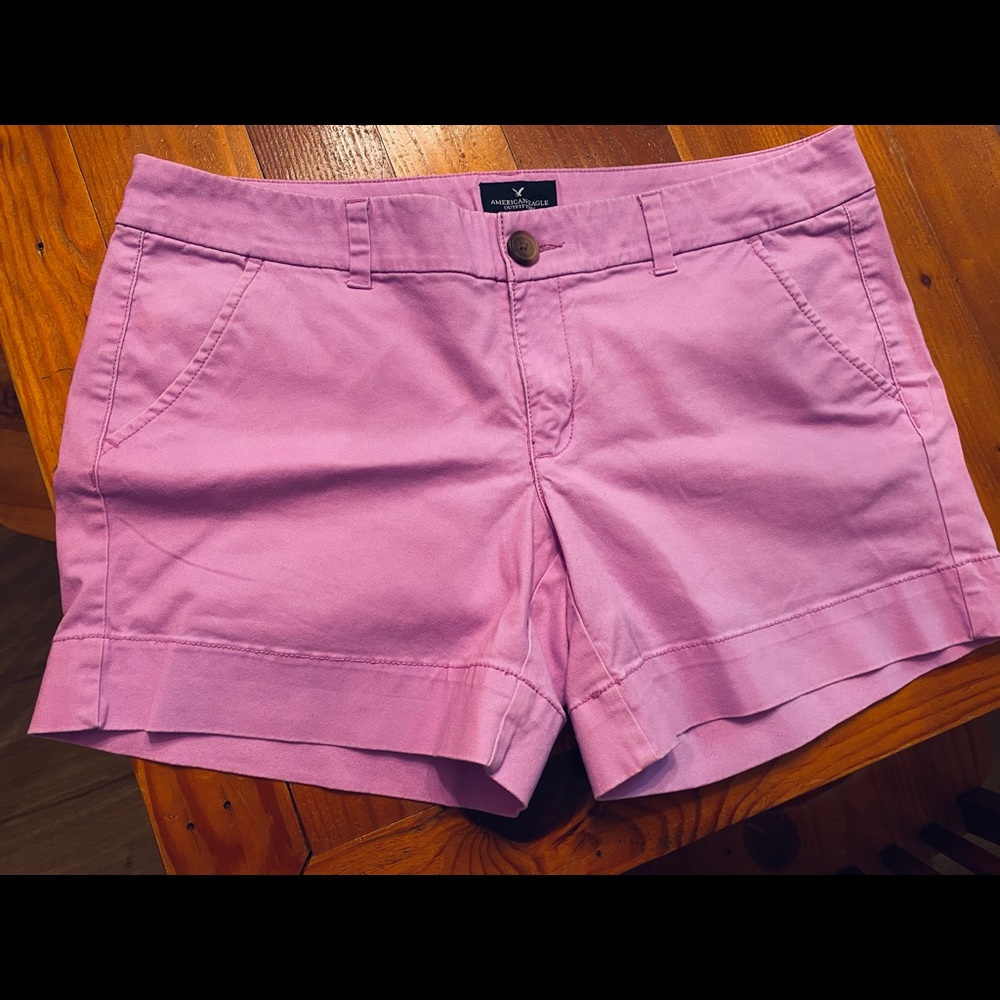 🦄 EUC American Eagle Midi Twill Shorts🦄